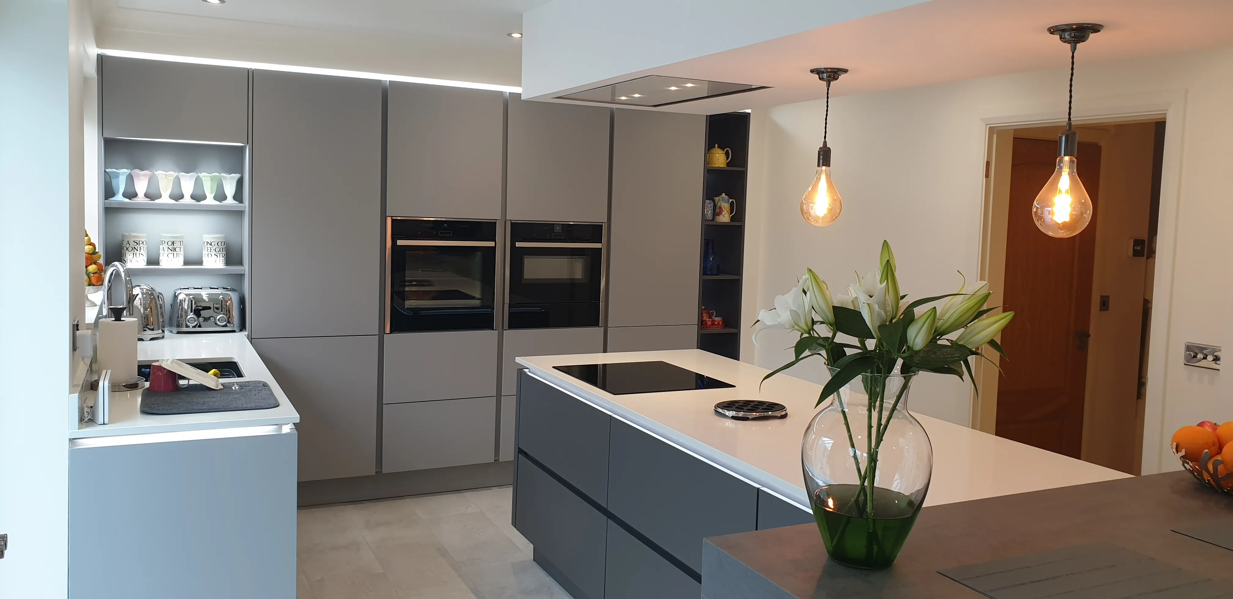 Grand Marble & Charcoal Kitchen, Knutsford, photo 9