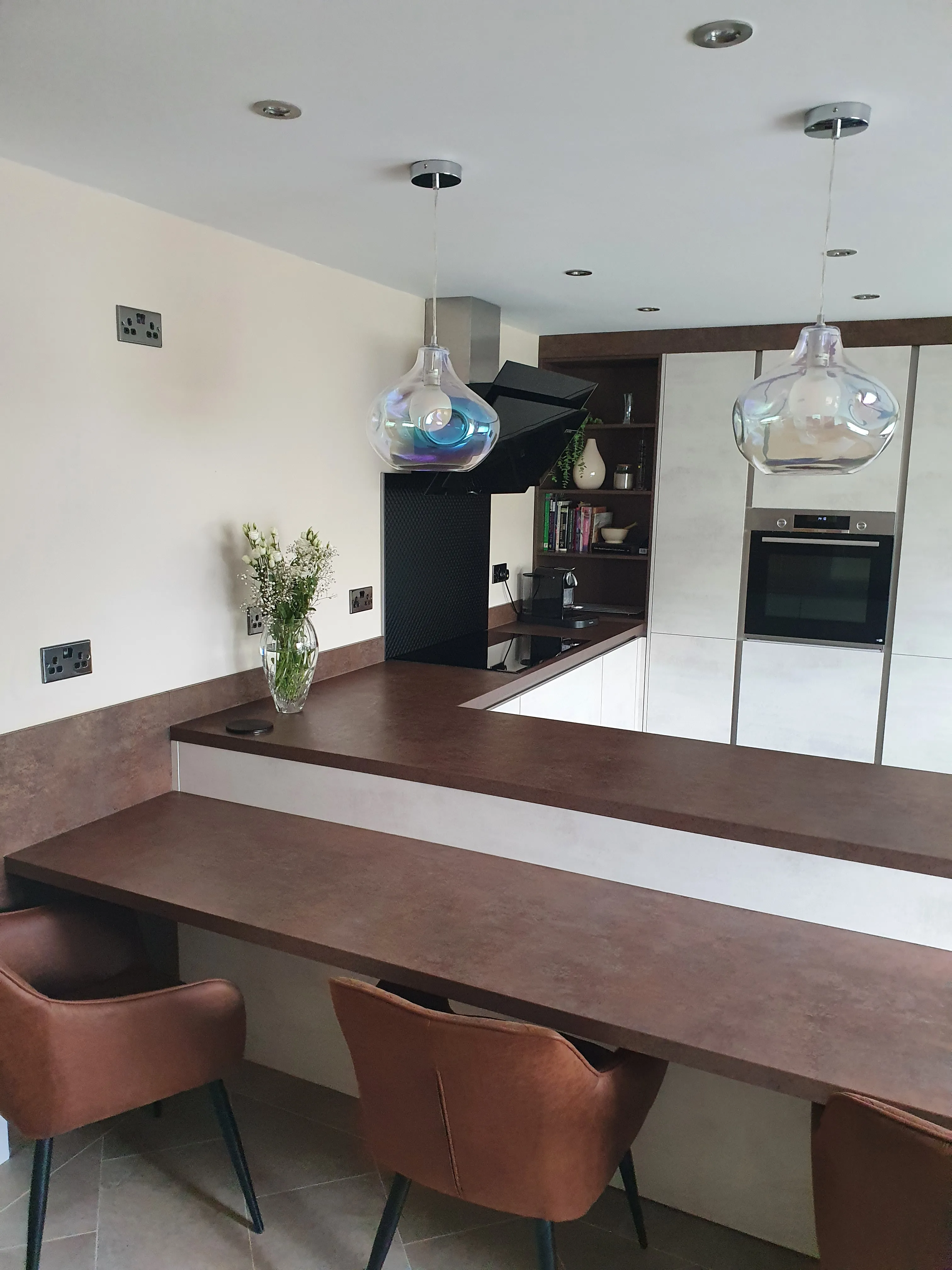 Stone Grey L-Shape with Island, Rochdale, photo 5