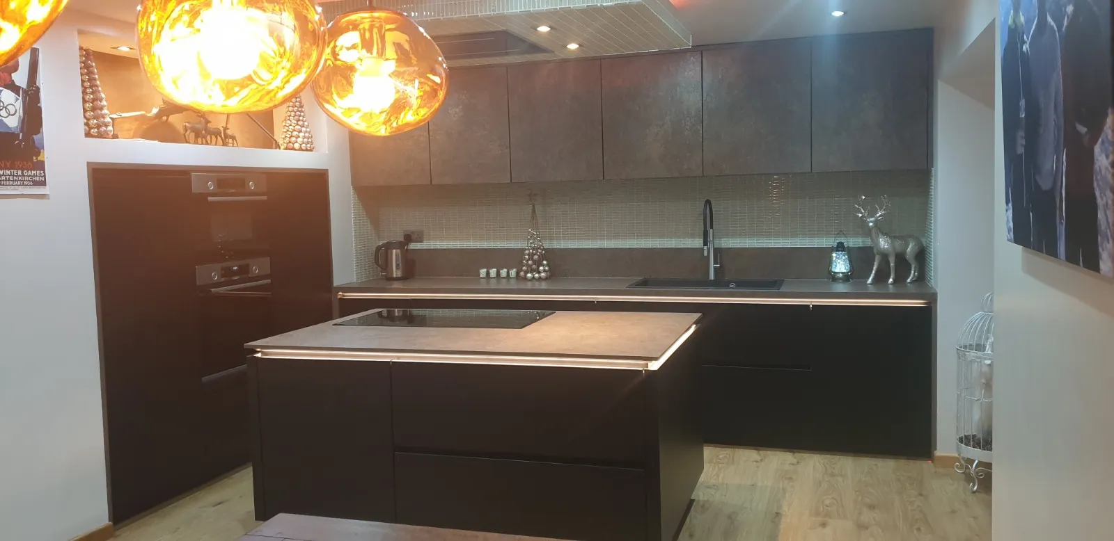 Matt Black Industrial Kitchen, Manchester, photo 3