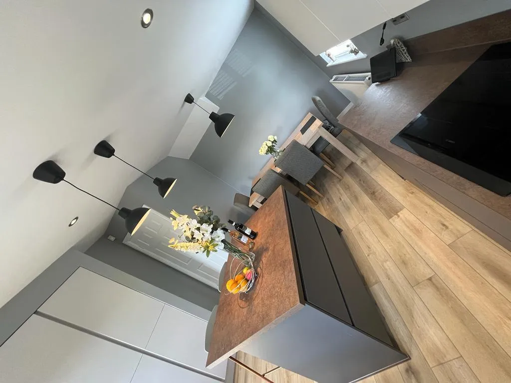 Luxury Open-Plan Entertainer, Cheadle Hulme, photo 2