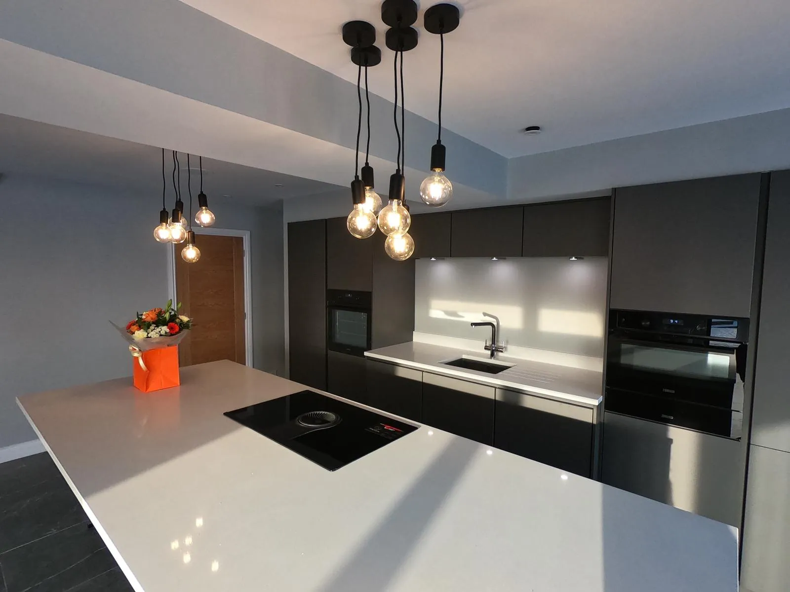 Monochrome Marble Island, Garstang, photo 9