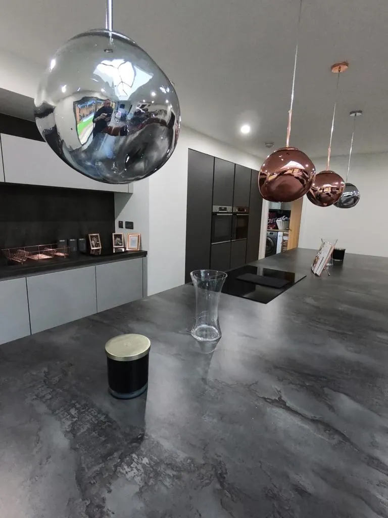 Gloss White Light-Filled Kitchen, Blackpool, photo 2