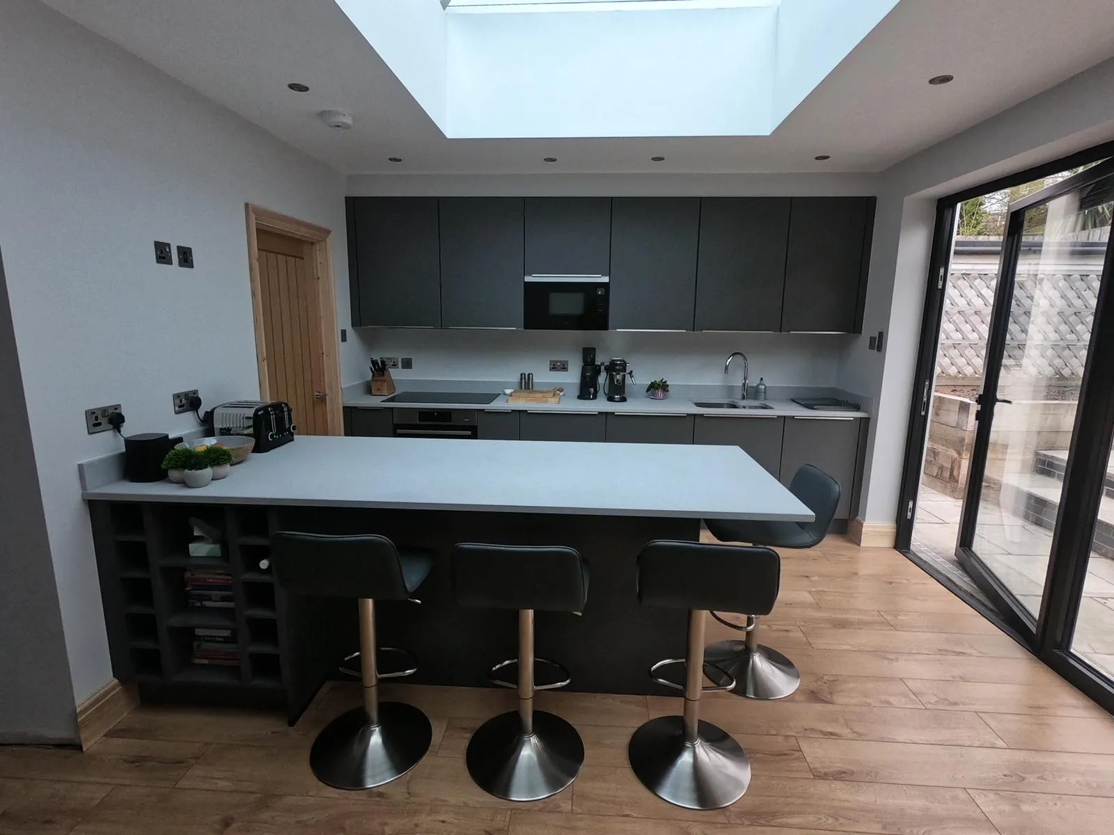 Cream Traditional Family Kitchen, Kirkham, photo 5