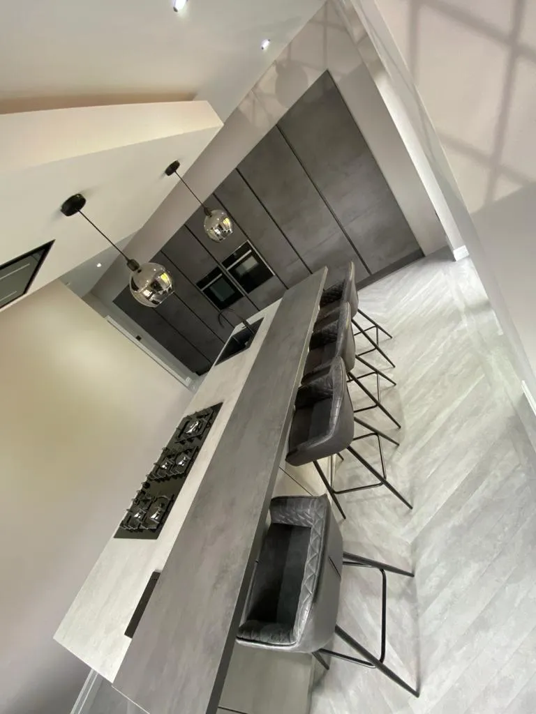Concrete-Effect Open Plan, Lytham St Annes, photo 2