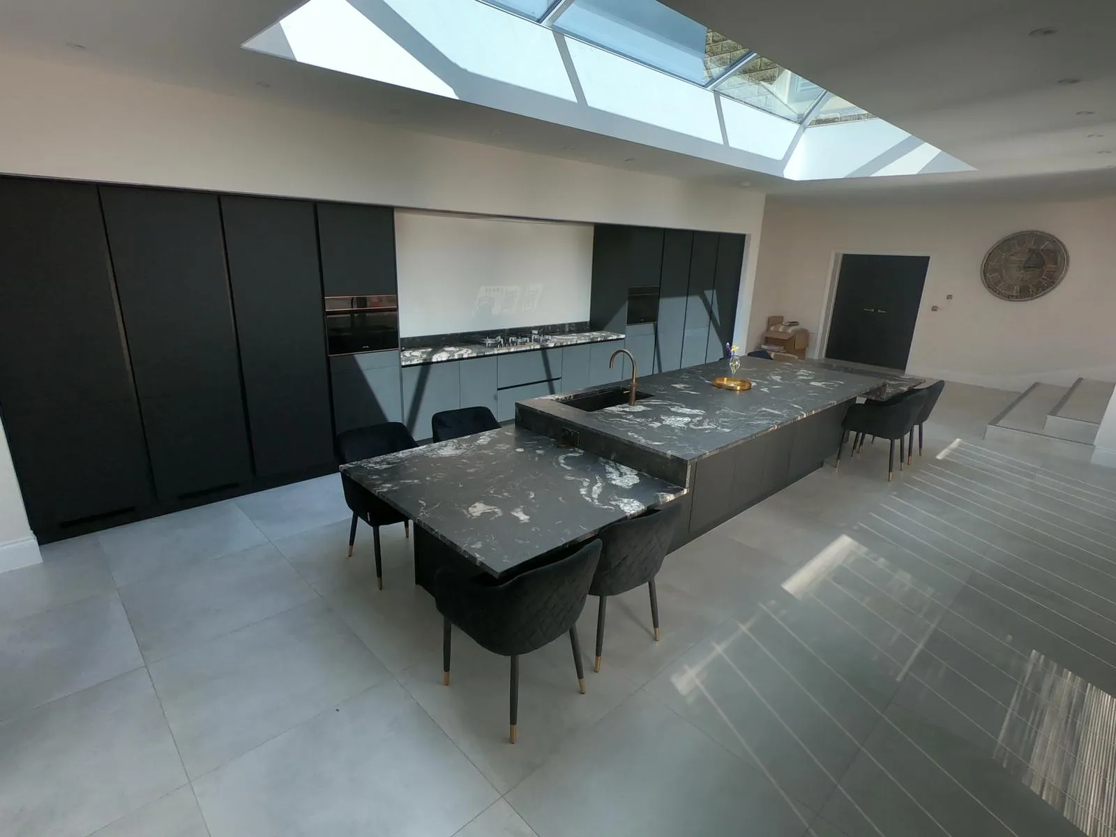 Slate Grey Handleless, Ormskirk, photo 2